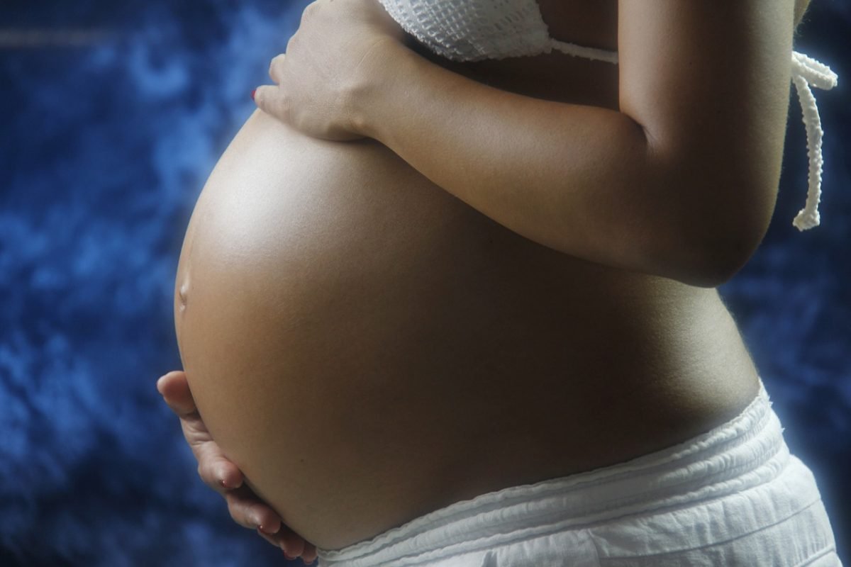 belly, pregnant woman, close up-1434852